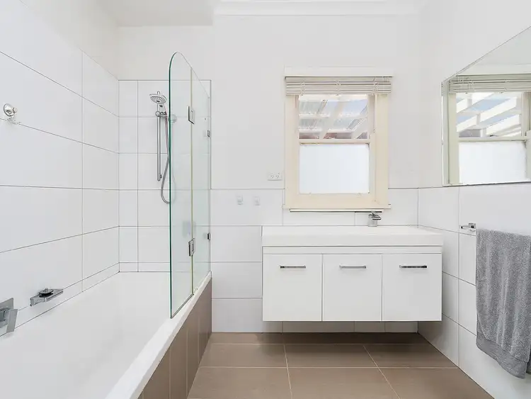 Sixth view of Homely house listing, 116 Ballarat Road, Hamlyn Heights VIC 3215