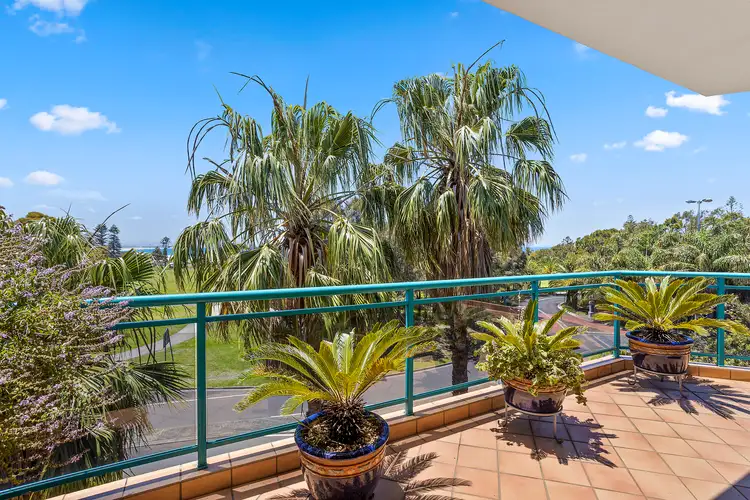 Third view of Homely apartment listing, 18/6-8 Pleasant Avenue, North Wollongong NSW 2500
