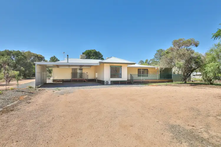 7 McNally Road, Cardross VIC 3496