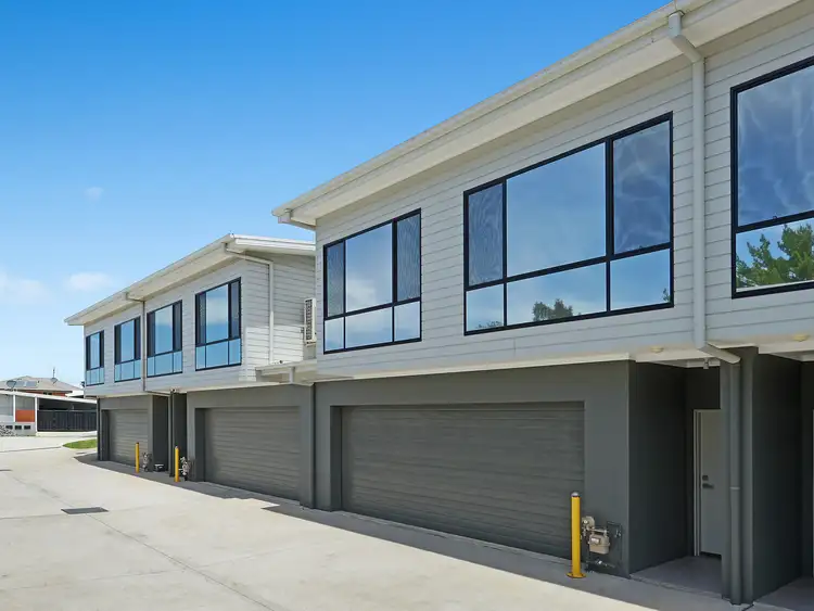 Second view of Homely townhouse listing, 3/1 Hingston Close, Lake Heights NSW 2502