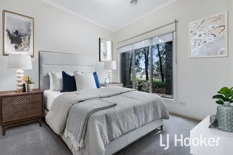 Seventh view of Homely house listing, 5 Tranquil Lane, Cranbourne North VIC 3977