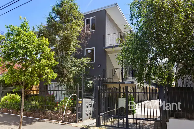 12/70 Carlisle Street, St Kilda VIC 3182