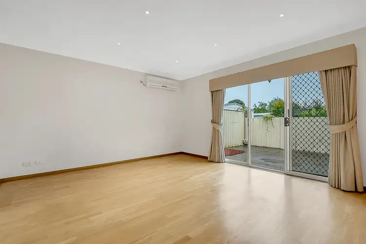 Fifth view of Homely unit listing, 2/15 Orrong Avenue, Reservoir VIC 3073