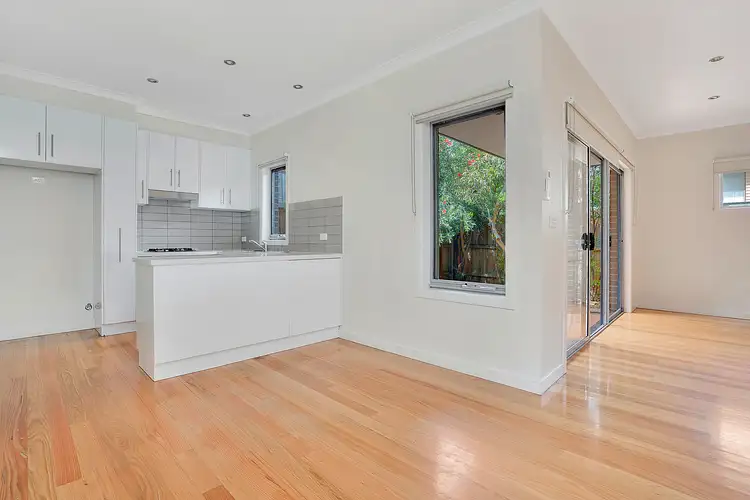 Fifth view of Homely townhouse listing, 2/76 Southernhay Street, Reservoir VIC 3073