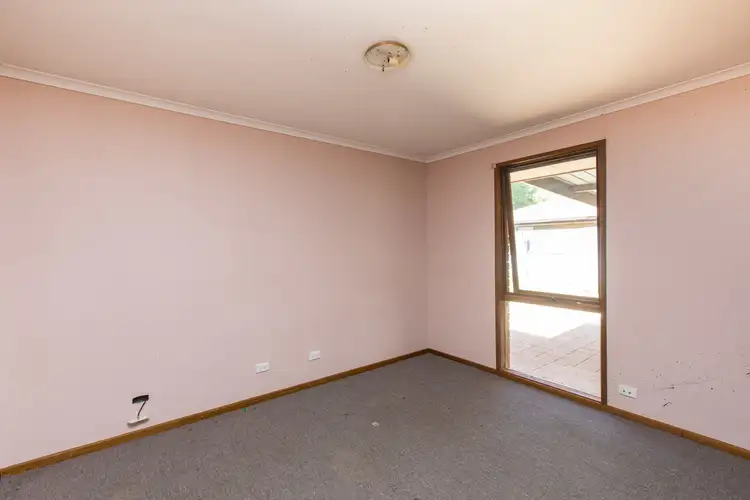 Sixth view of Homely house listing, 10 Coleman Avenue, Mildura VIC 3500