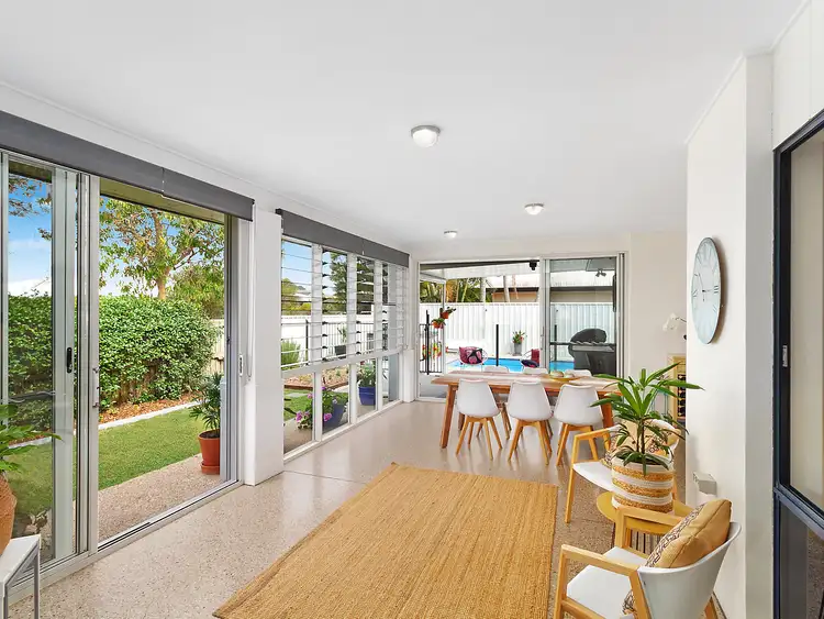 6 Rutherford Place, Pelican Waters QLD 4551