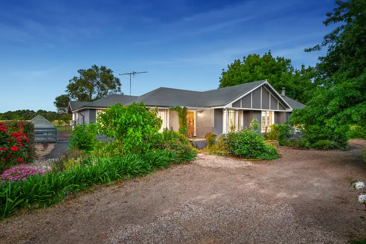 1735 Romsey Road, Romsey VIC 3434