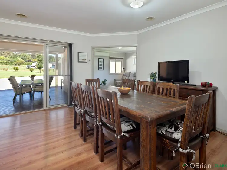 Fourth view of Homely house listing, 3 Carlile Court, Drouin VIC 3818