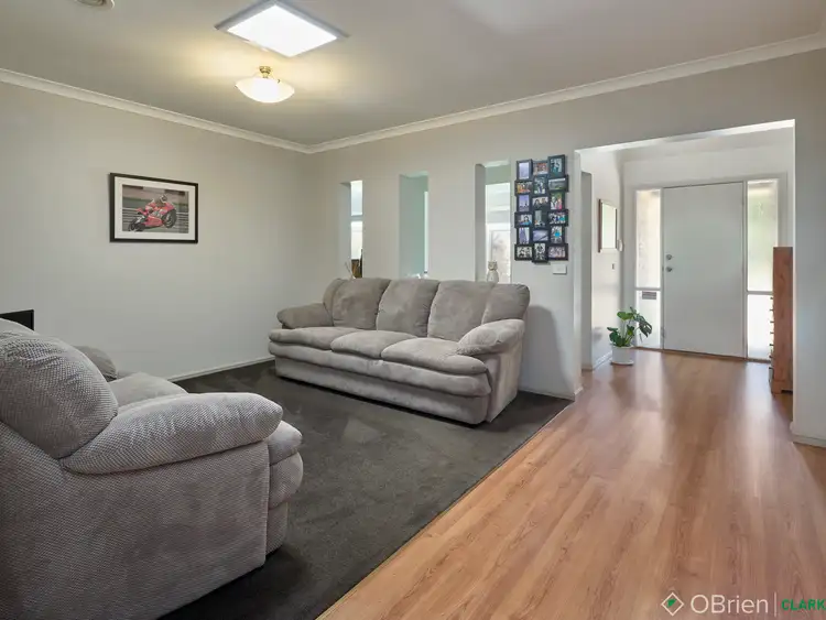 Sixth view of Homely house listing, 3 Carlile Court, Drouin VIC 3818
