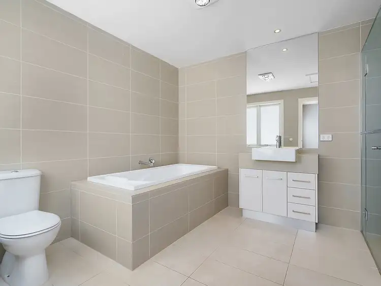 Sixth view of Homely townhouse listing, 2/26 Emma Street, Seddon VIC 3011