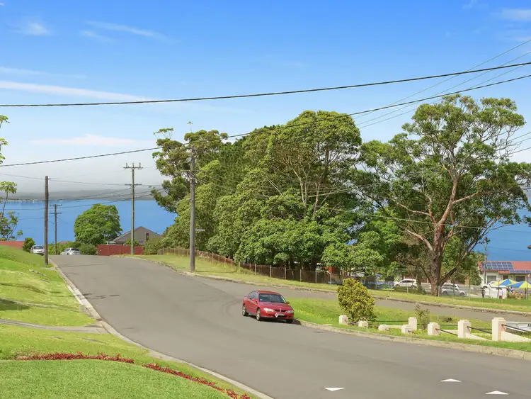 Sixth view of Homely house listing, 35 Buena Vista Avenue, Lake Heights NSW 2502