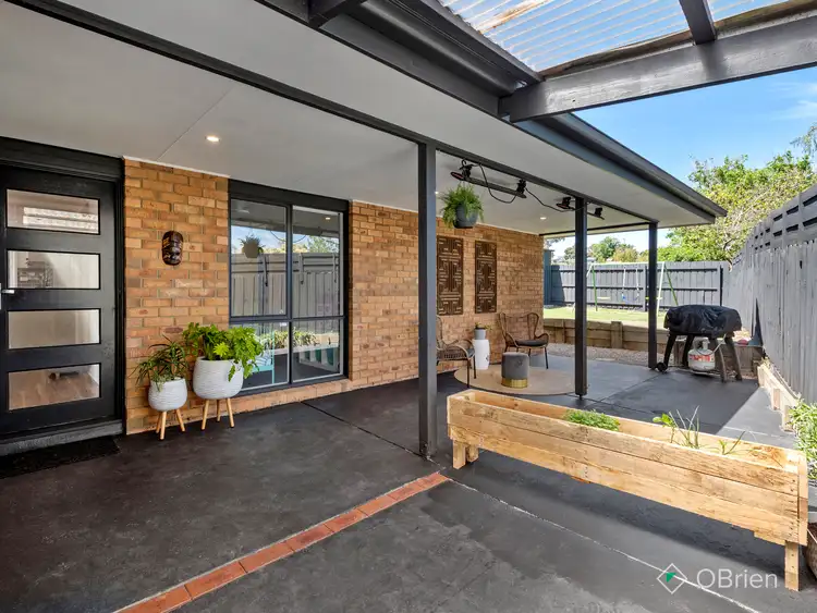 Main view of Homely unit listing, 2a Kenilworth Avenue, Frankston VIC 3199