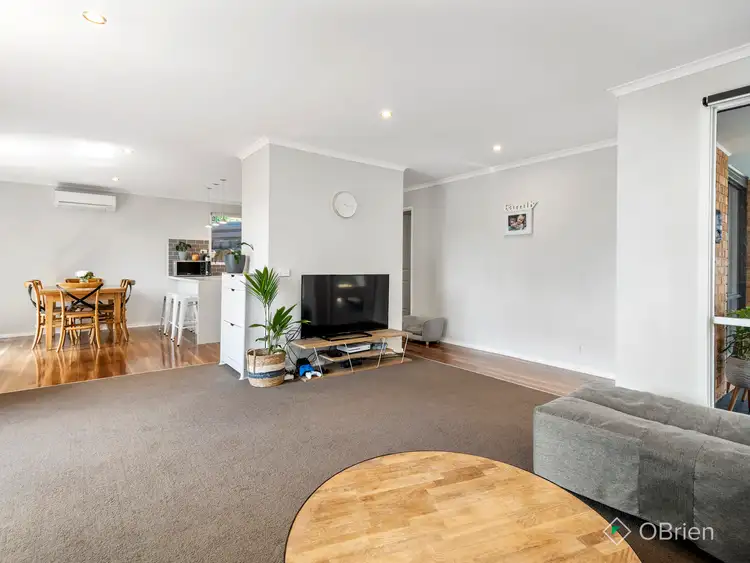 Second view of Homely unit listing, 2a Kenilworth Avenue, Frankston VIC 3199