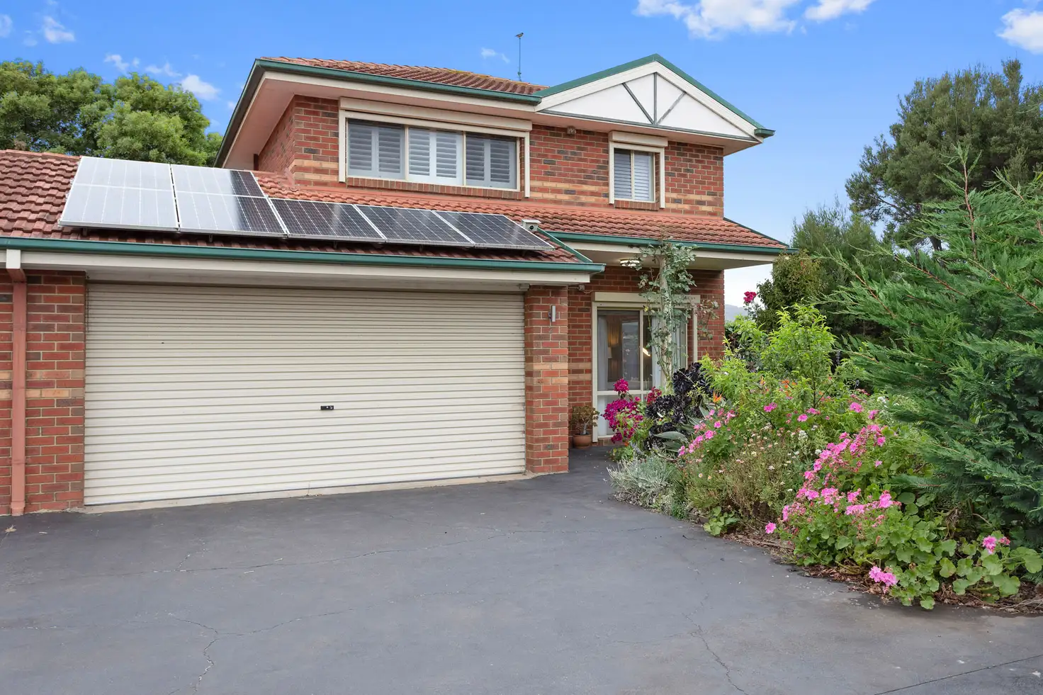 Main view of Homely unit listing, 2/8 Woodlands Grove, Safety Beach VIC 3936