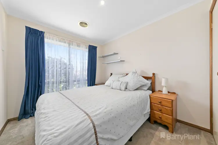 Fifth view of Homely house listing, 1/7 Inverness Close, Pakenham VIC 3810