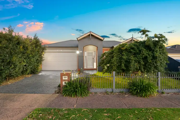 21 River Red Grove, Pakenham VIC 3810
