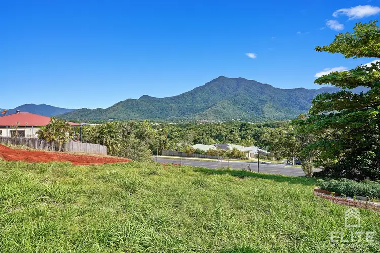 266 Robert Road, Bentley Park QLD 4869