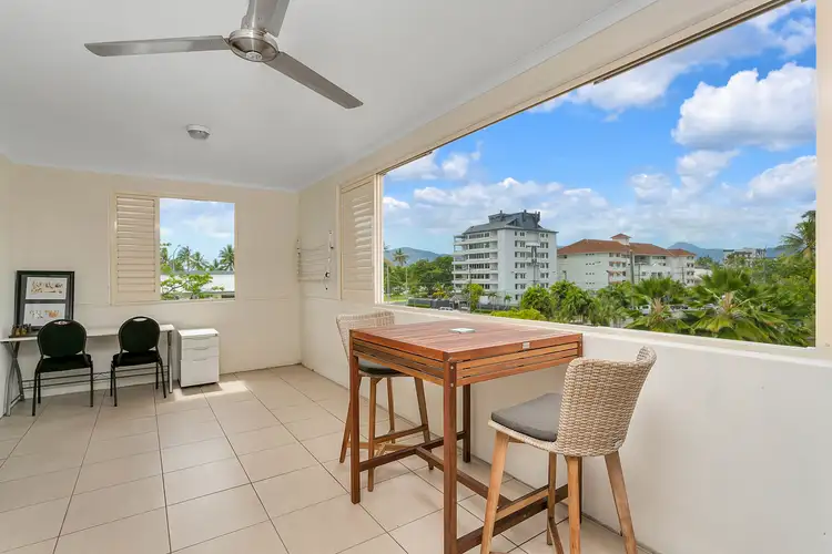 206/335 Lake Street, Cairns North QLD 4870
