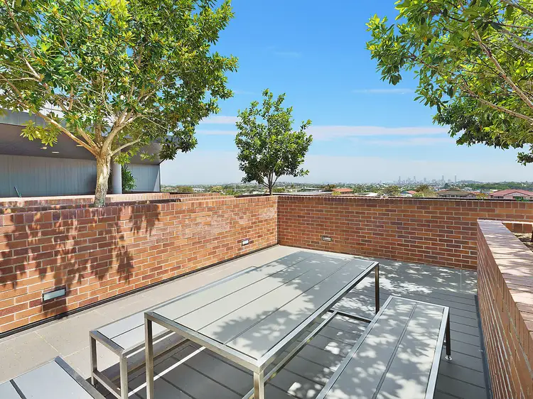 403/18 Mermaid Street, Chermside QLD 4032