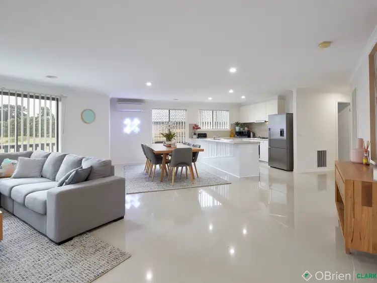 Fourth view of Homely unit listing, 1/11 Vivian Court, Drouin VIC 3818