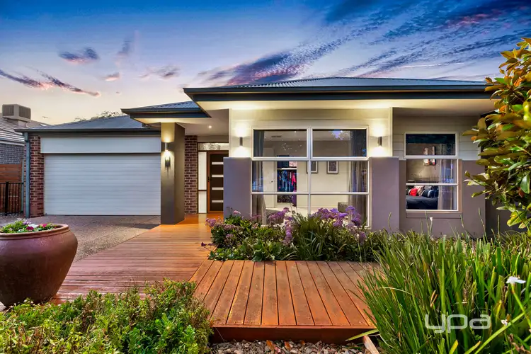 6 Botanical Drive, Caroline Springs VIC 3023