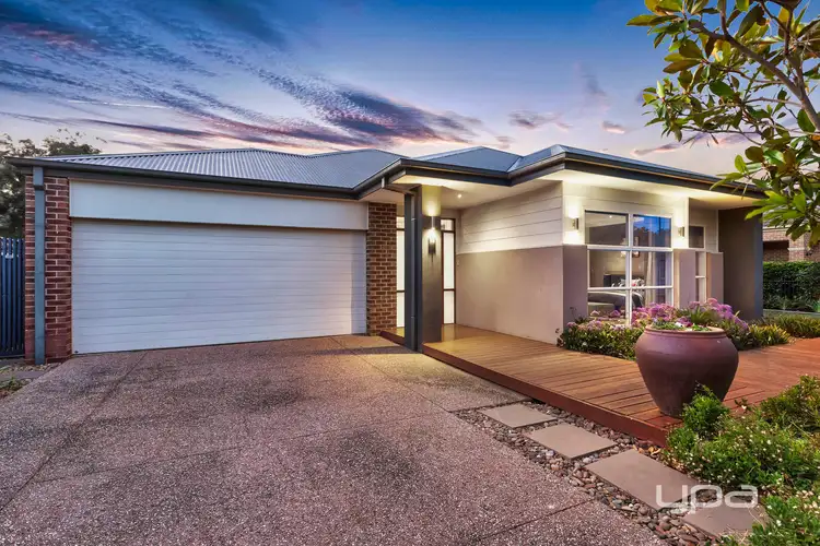 Second view of Homely house listing, 6 Botanical Drive, Caroline Springs VIC 3023