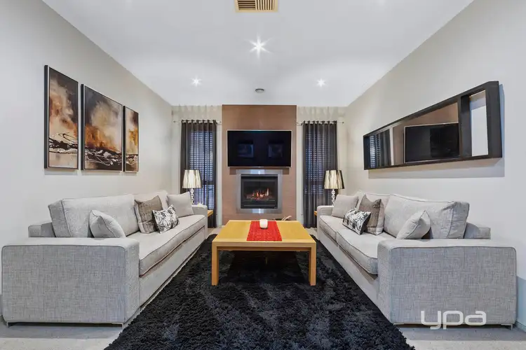 Fifth view of Homely house listing, 6 Botanical Drive, Caroline Springs VIC 3023