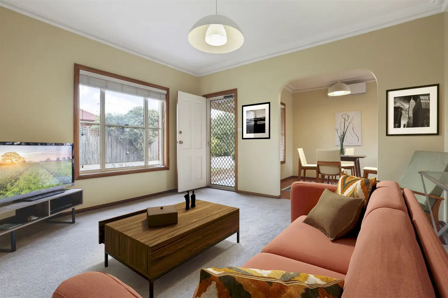 Main view of Homely unit listing, 2/92 Clarence Street, Geelong West VIC 3218
