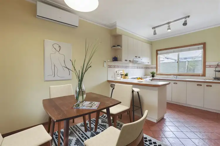 Fourth view of Homely unit listing, 2/92 Clarence Street, Geelong West VIC 3218