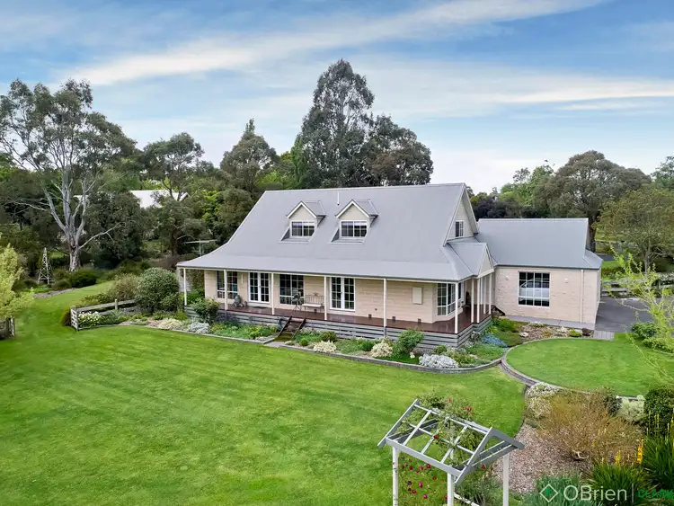 Second view of Homely house listing, 7 Massimo Court, Drouin VIC 3818