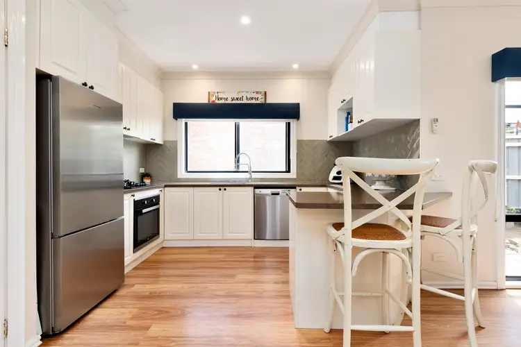 Fourth view of Homely unit listing, 1/6 Anthony Street, Sunbury VIC 3429