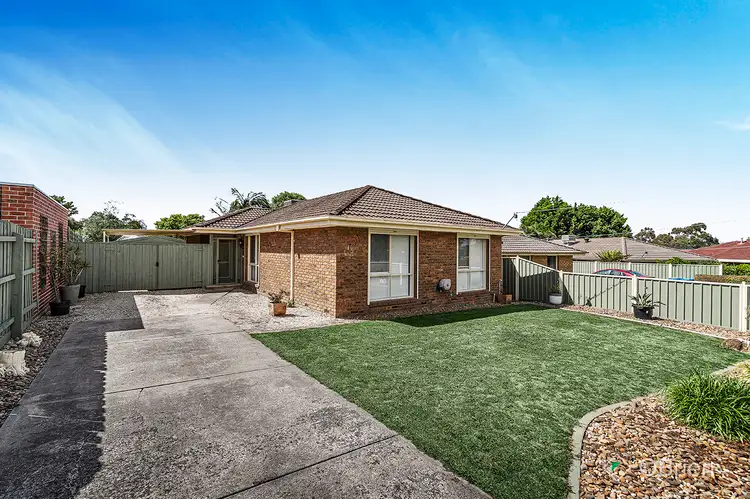 15 Springfield Crescent, Hampton Park VIC 3976