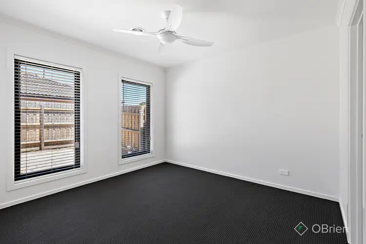 Fifth view of Homely unit listing, 2/39 Central Avenue, Tyabb VIC 3913