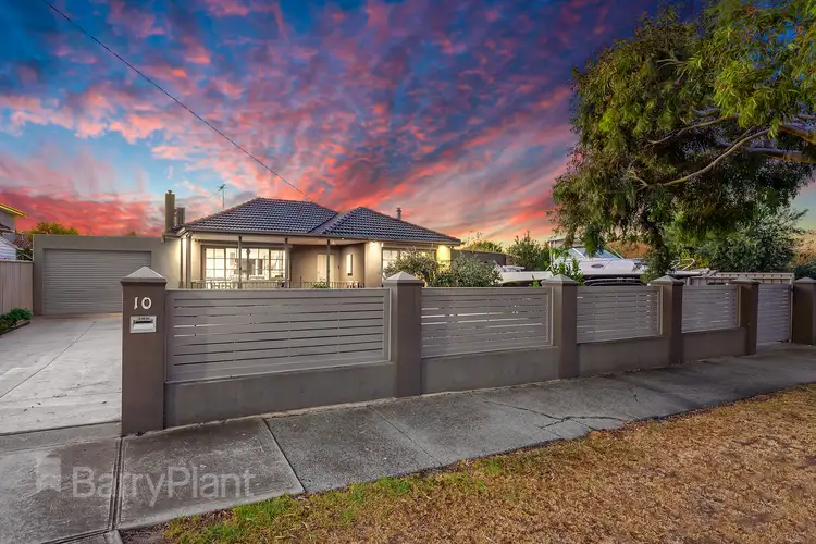 10 Grant Street, St Albans VIC 3021