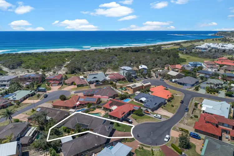 Main view of Homely house listing, 1/8 Caves Court, Caves Beach NSW 2281