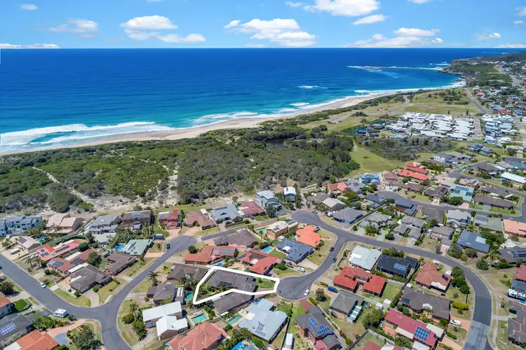 Fifth view of Homely house listing, 1/8 Caves Court, Caves Beach NSW 2281