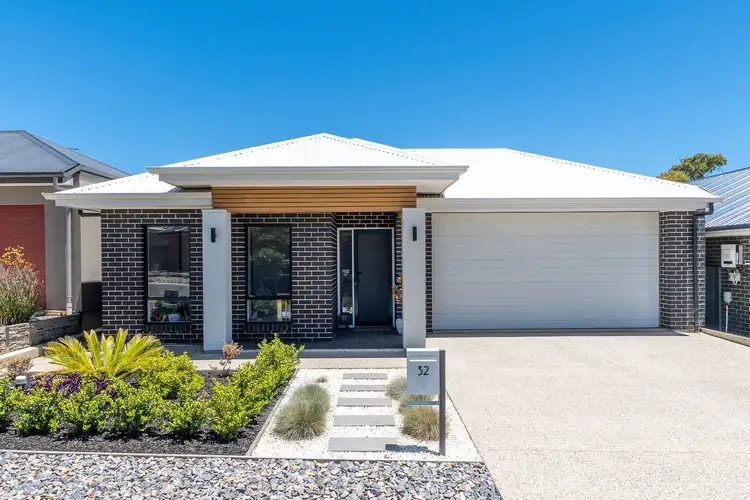 32 West Parkway, Mount Barker SA 5251