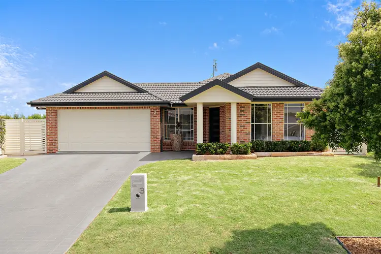 3 Hannah Street, Cameron Park NSW 2285