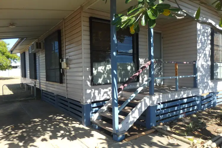 27 Taurus Street, Blackwater QLD 4717