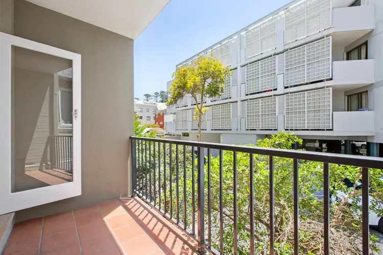 Main view of Homely studio listing, 4/2-4 Pine Street, Manly NSW 2095