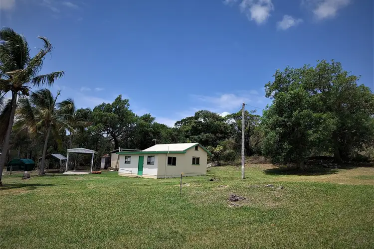 13 Charlotte Street, Cooktown QLD 4895