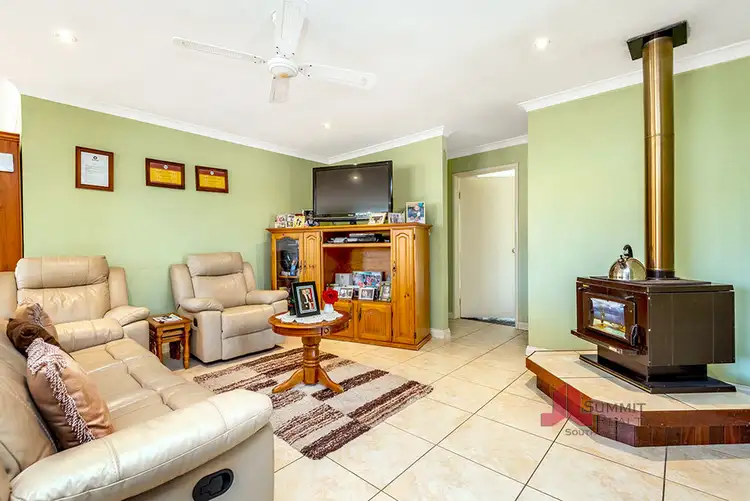 Sixth view of Homely house listing, 5 Larsen Court, Harvey WA 6220