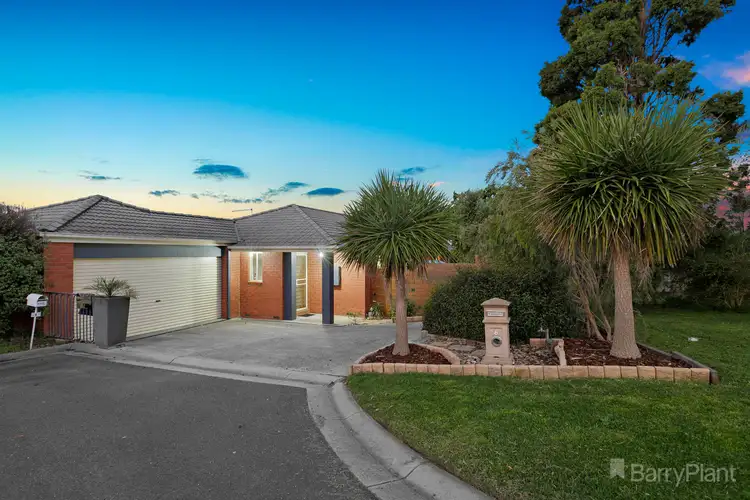 6 Dargo Close, Narre Warren South VIC 3805