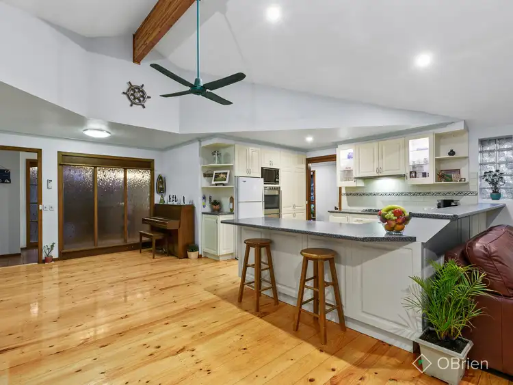 Fourth view of Homely house listing, 10 Throsby Court, Endeavour Hills VIC 3802