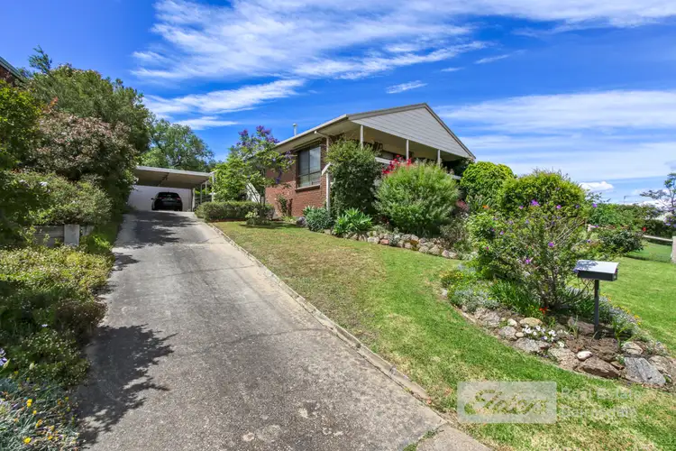 Second view of Homely house listing, 9 Llewelyn Court, Bairnsdale VIC 3875