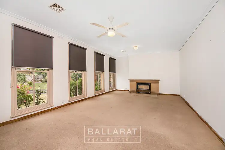 Second view of Homely unit listing, 5 Chevron Court, Lake Wendouree VIC 3350