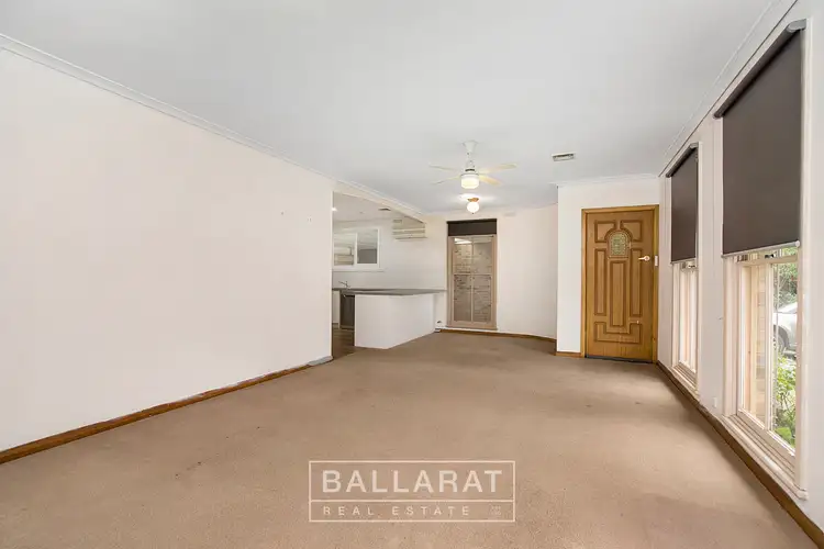 Third view of Homely unit listing, 5 Chevron Court, Lake Wendouree VIC 3350