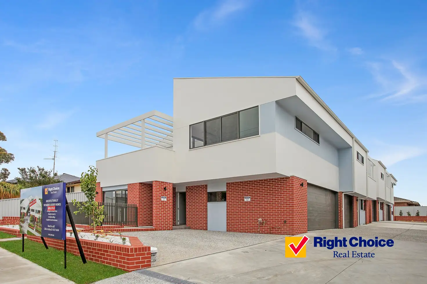 Main view of Homely townhouse listing, 4/44-46 Kingston Street, Oak Flats NSW 2529