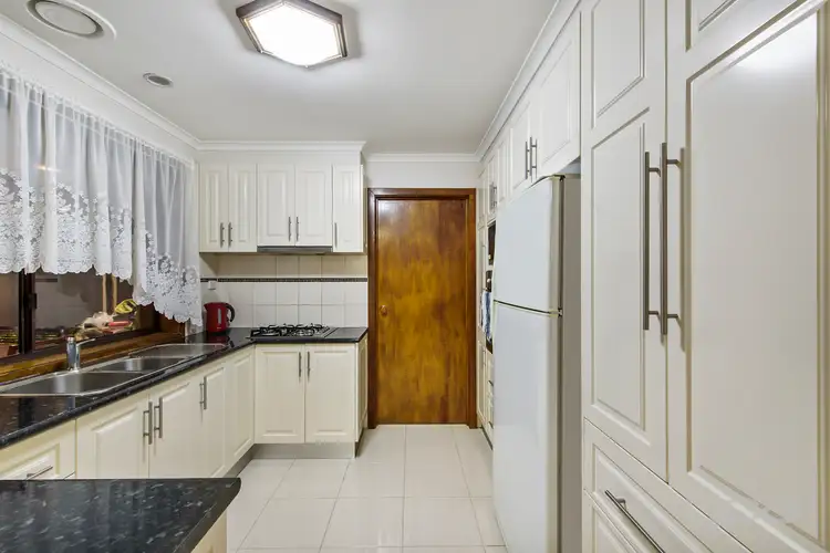 Sixth view of Homely house listing, 10 Rushdale Court, Kings Park VIC 3021
