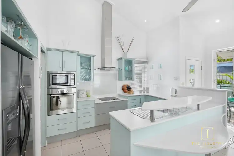 Fourth view of Homely house listing, 2/3 Upolu Esplanade, Clifton Beach QLD 4879